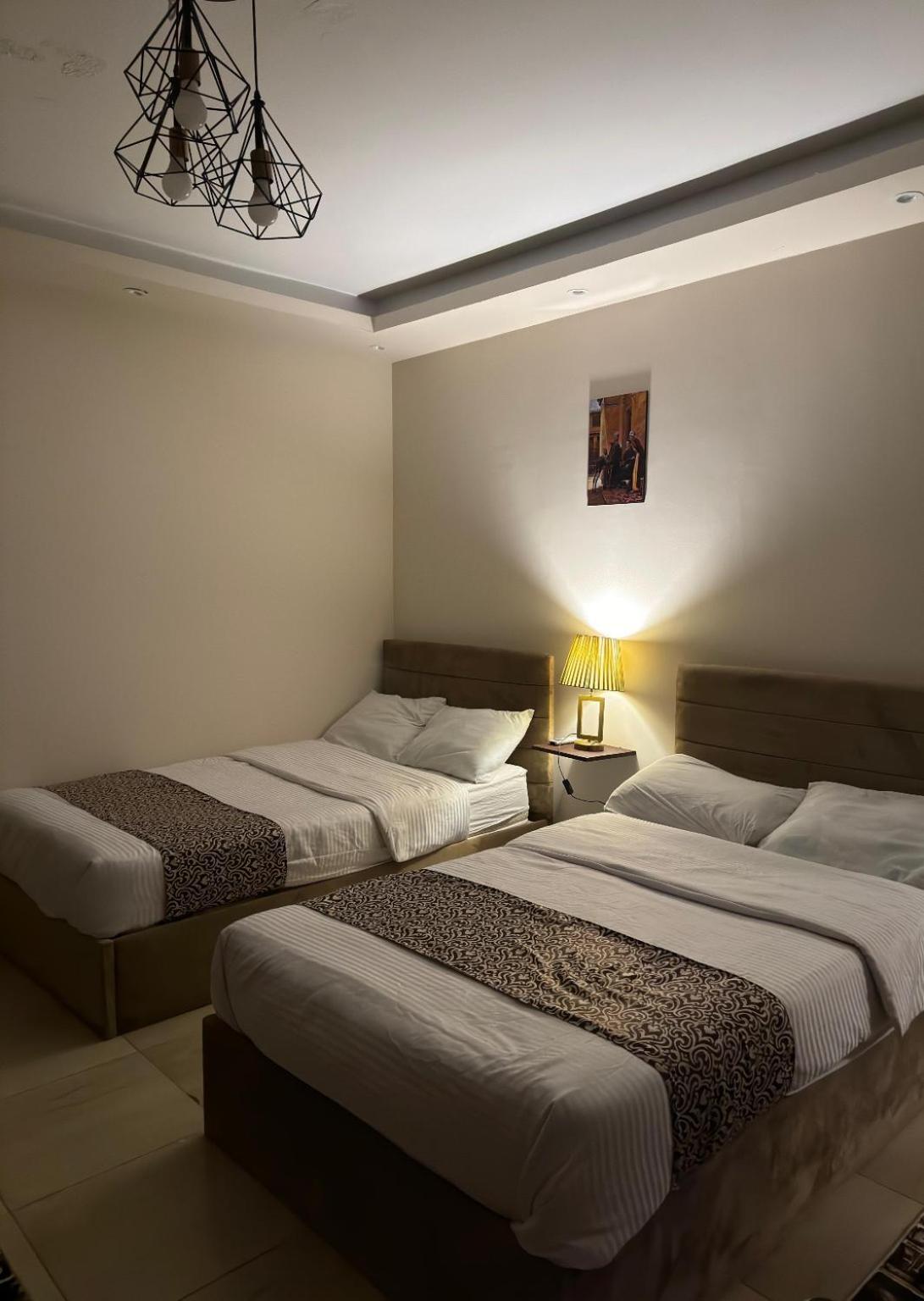 Hur Pyramids Land Inn Kafret el-Gabal Εξωτερικό φωτογραφία